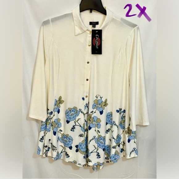 Cocomo White Button Down Shirt with Blue Floral Design - Picture 1 of 2